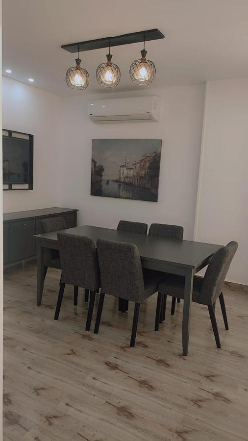 Zamalek Two-bedroom Nile View Apartamento *