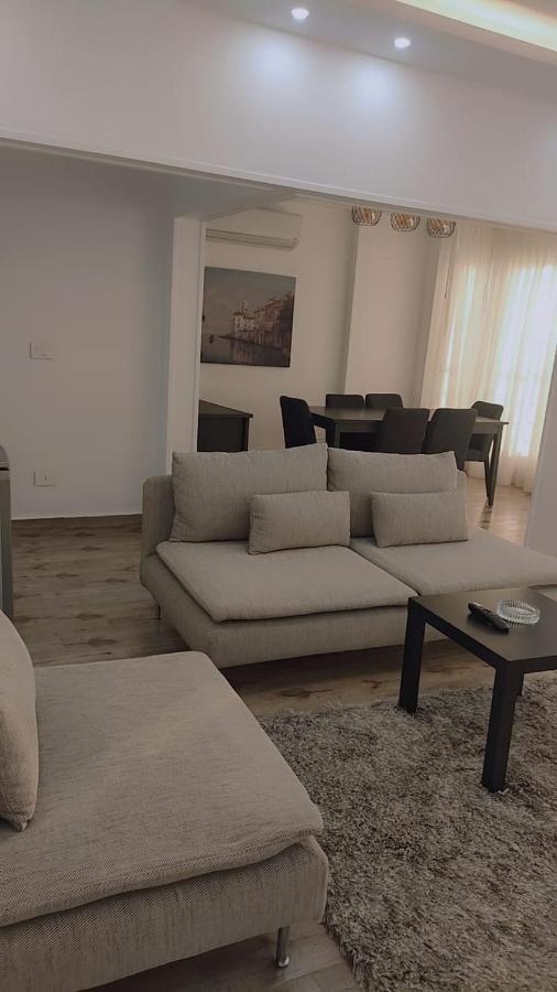 Zamalek Two-bedroom Nile View Apartamento El Cairo